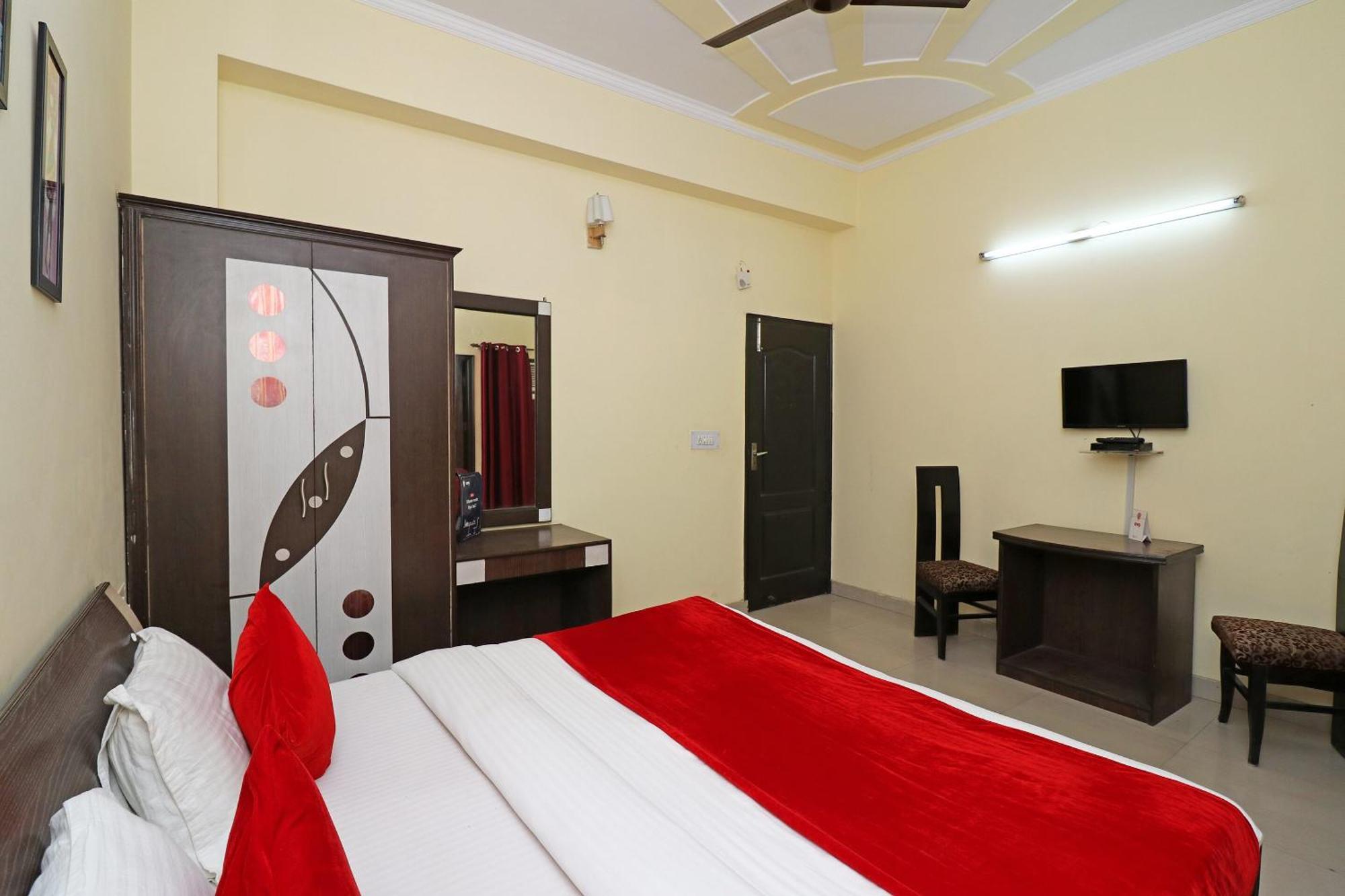 Hotel O Alpine Residency Faridabad Exterior foto